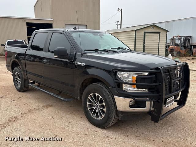 Image of Ford F-150 equipment image 2