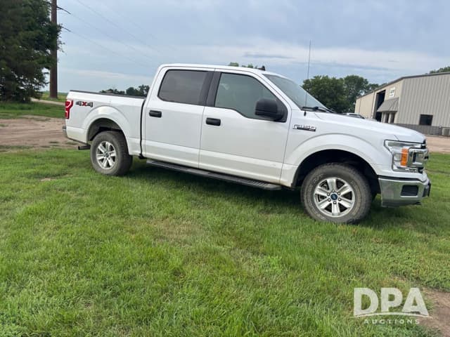 Image of Ford F-150 equipment image 1