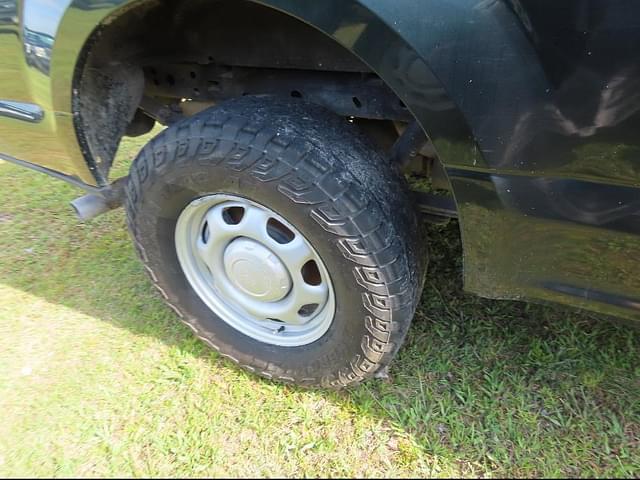 Image of Ford F-150 equipment image 3