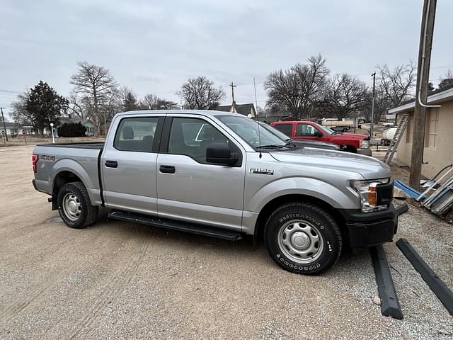 Image of Ford F-150 equipment image 2