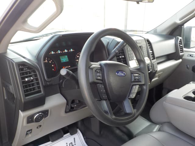 Image of Ford F-150 equipment image 4