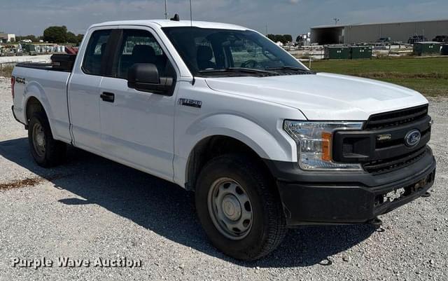 Image of Ford F-150 equipment image 2