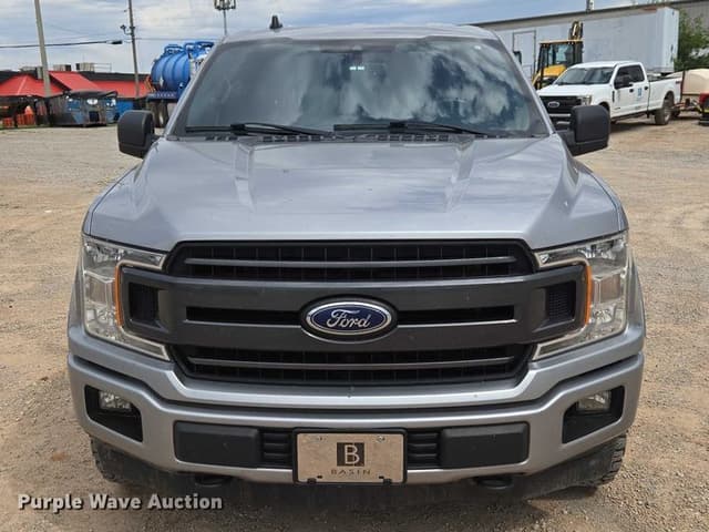 Image of Ford F-150 equipment image 1