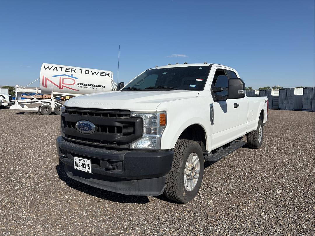Image of Ford F-250 Primary image