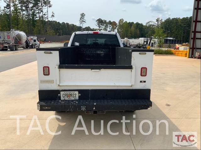 Image of Ford F-250 equipment image 3