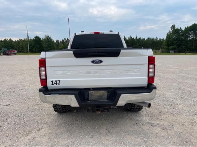 Image of Ford F-250 equipment image 4