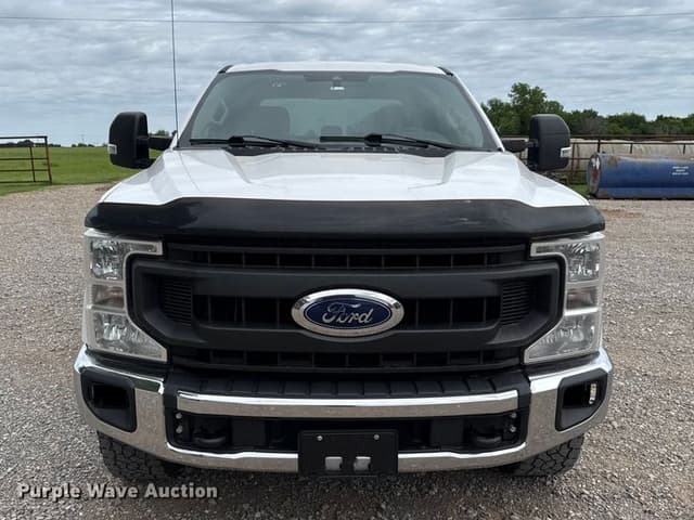 Image of Ford F-250 equipment image 1