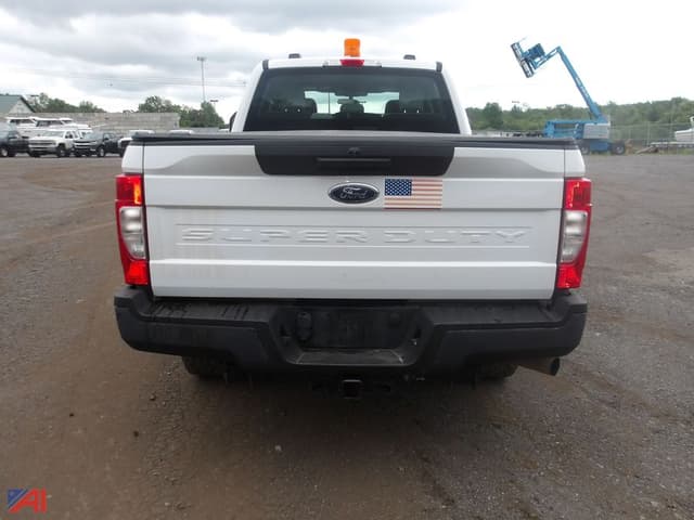 Image of Ford F-250 equipment image 3