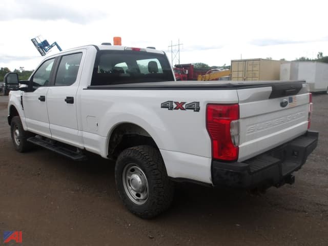 Image of Ford F-250 equipment image 2