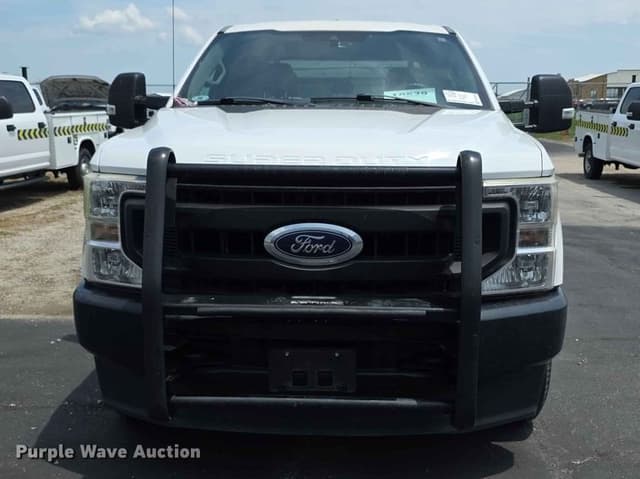 Image of Ford F-250 equipment image 1
