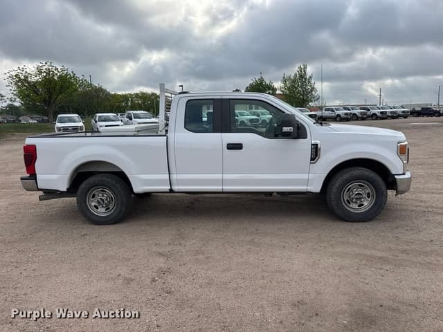 Image of Ford F-250 equipment image 3