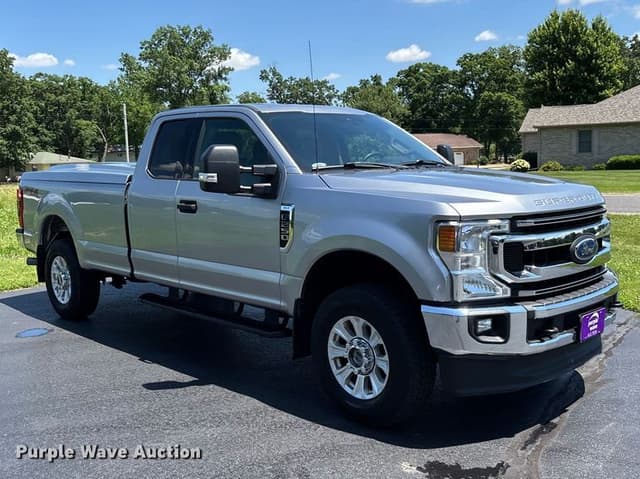 Image of Ford F-250 equipment image 2