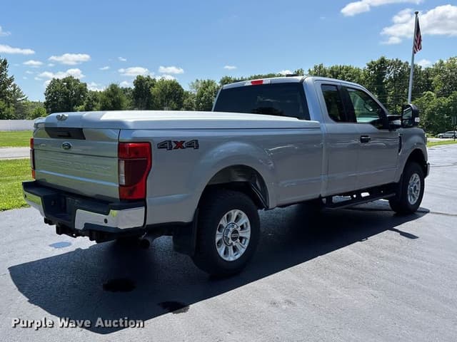 Image of Ford F-250 equipment image 4