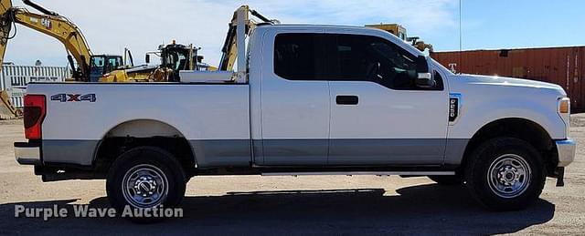 Image of Ford F-250 equipment image 3