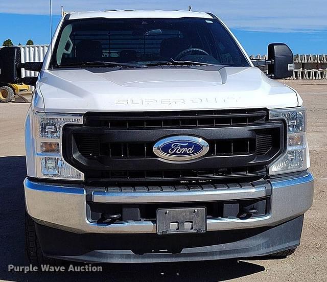Image of Ford F-250 equipment image 1