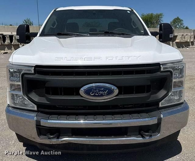 Image of Ford F-250 equipment image 1