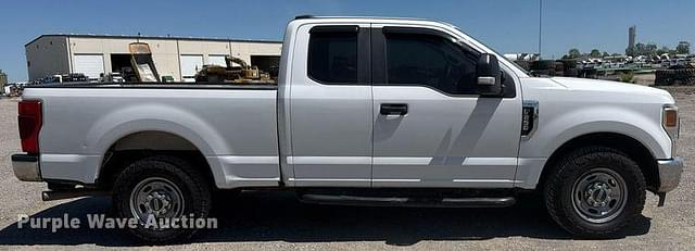 Image of Ford F-250 equipment image 3