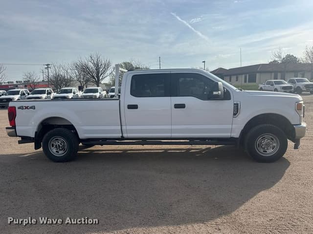 Image of Ford F-250 equipment image 3