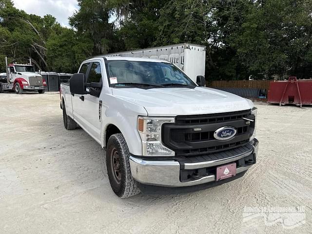 Image of Ford F-250 equipment image 2
