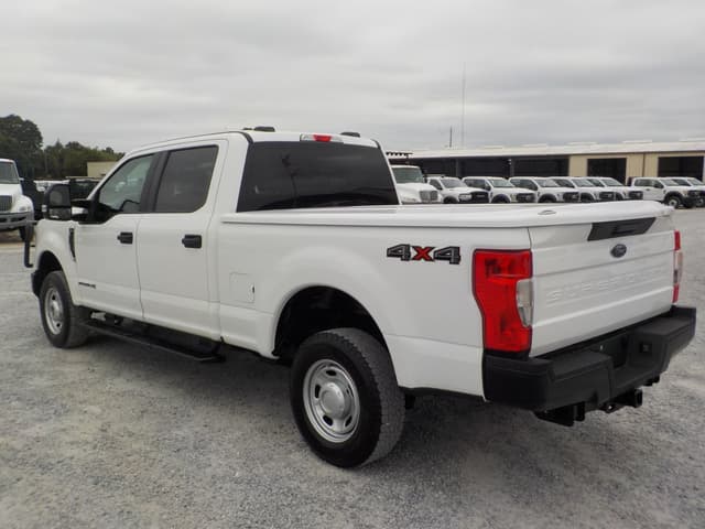 Image of Ford F-250 equipment image 3
