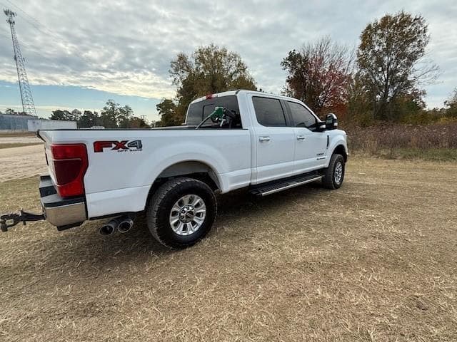 Image of Ford F-250 equipment image 3