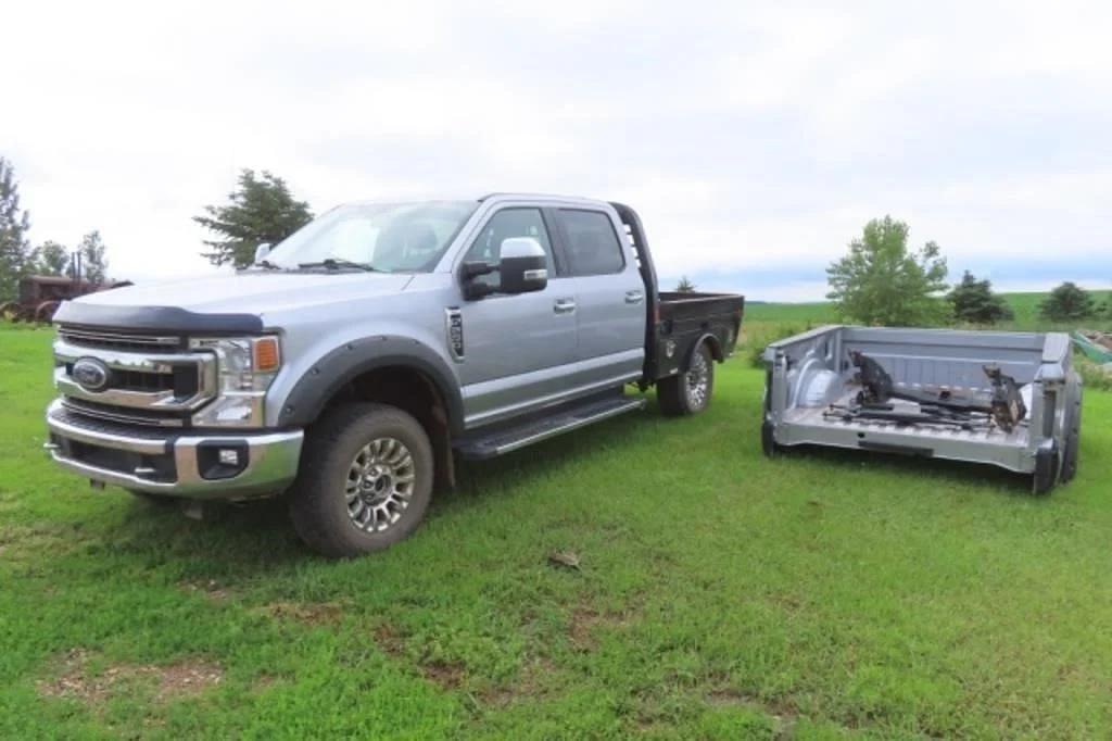 Image of Ford F-250 Primary image