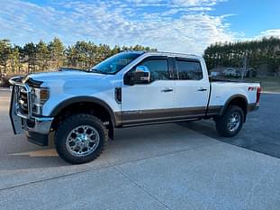 2020 Ford F-350 Equipment Image0