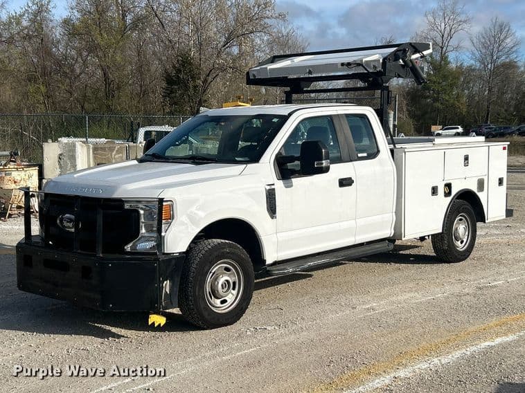 Image of Ford F-350 Primary image