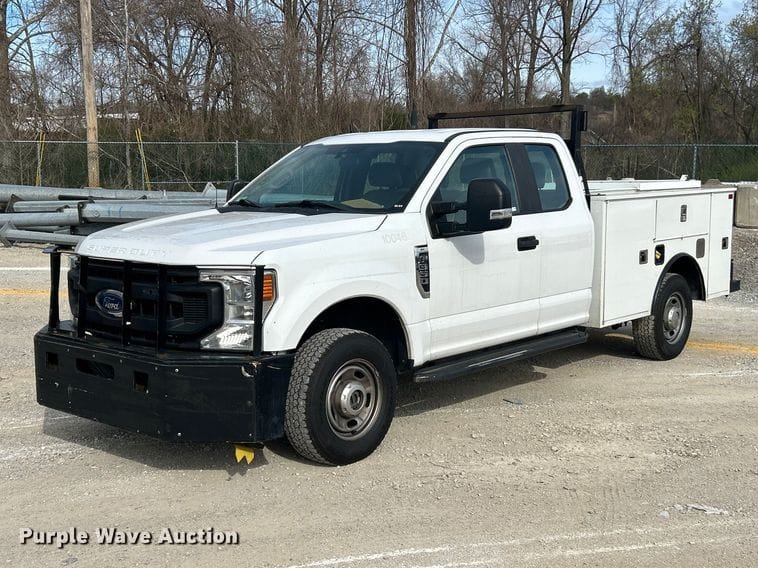2020 Ford F-350 Equipment Image0