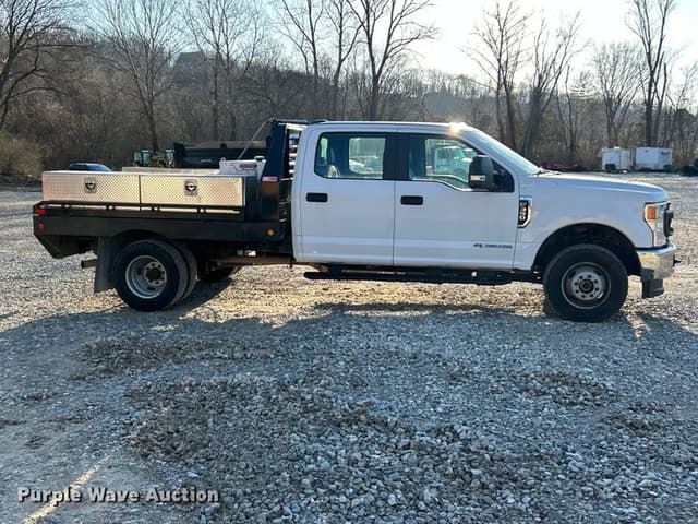Image of Ford F-350 equipment image 3