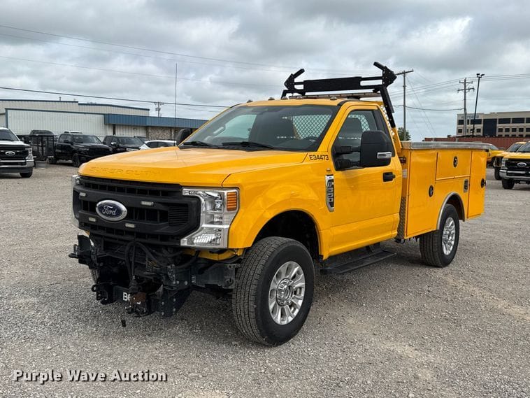 2020 Ford F-350 Equipment Image0