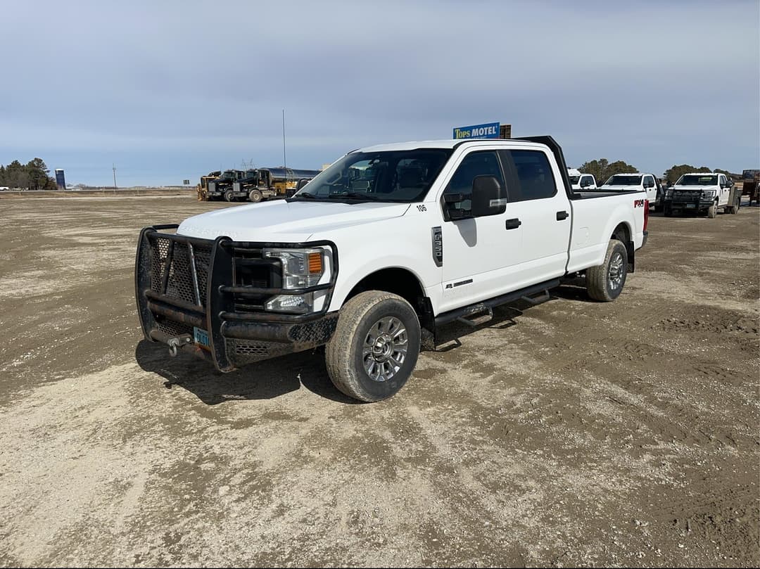 Image of Ford F-350 Primary image