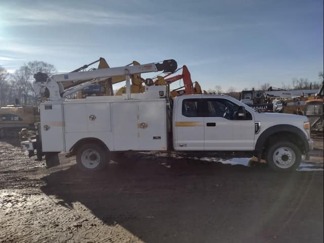 Image of Ford F-550 equipment image 2