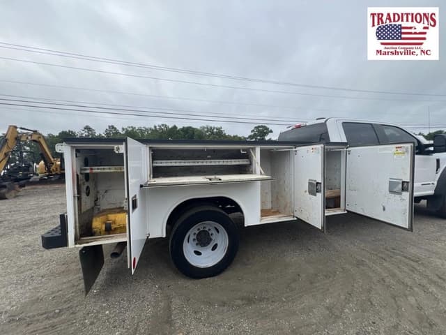 Image of Ford F-250 equipment image 4