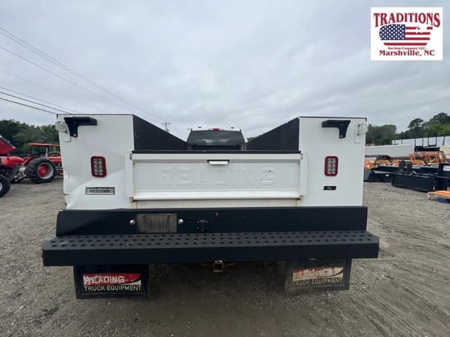 Image of Ford F-250 equipment image 3