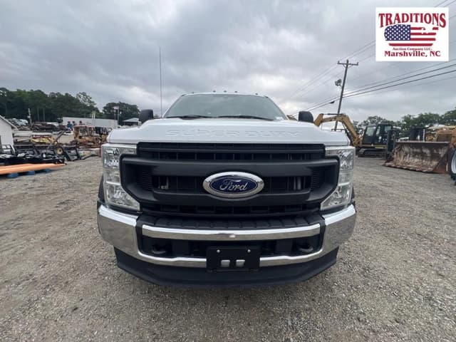 Image of Ford F-250 equipment image 2