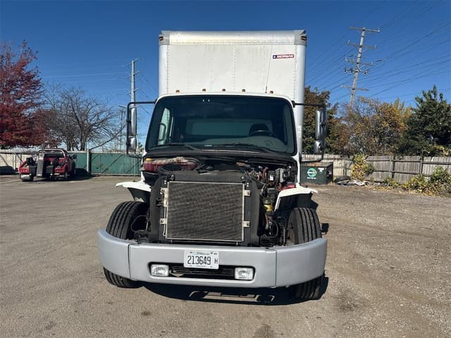 Image of Freightliner Business Class M2 106 equipment image 1