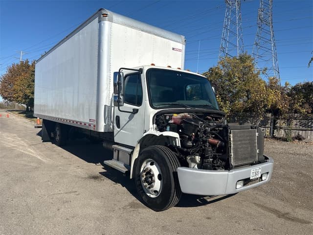 Image of Freightliner Business Class M2 106 equipment image 2