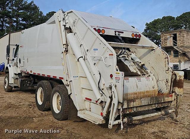 Image of Freightliner Business Class M2 equipment image 2