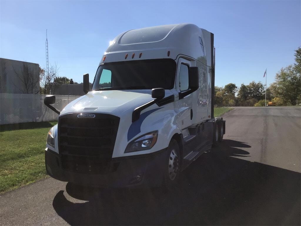 2020 Freightliner Cascadia 126 Equipment Image0