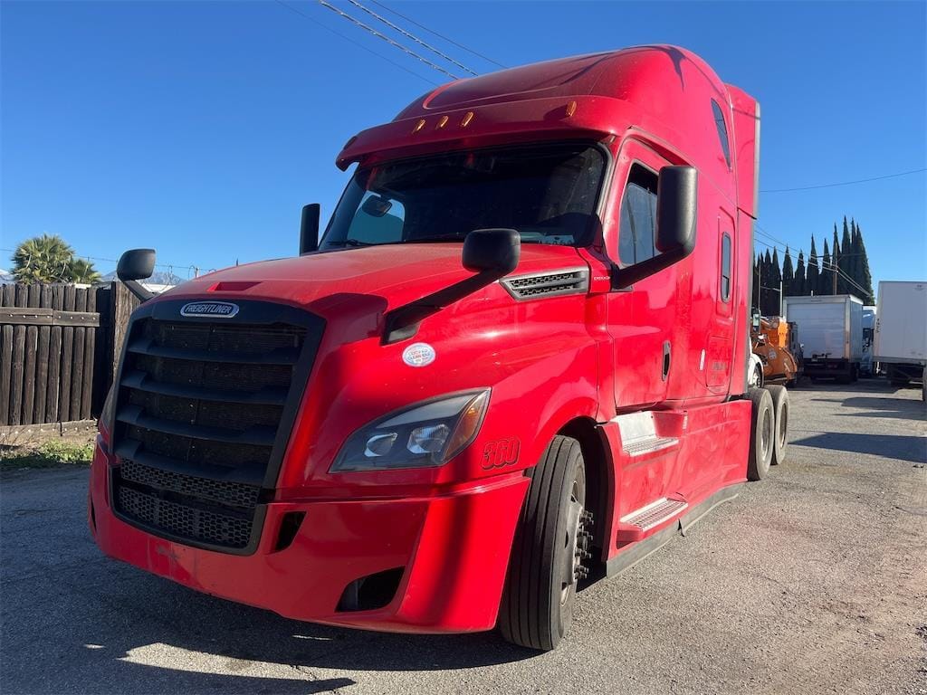 2020 Freightliner Cascadia 126 Equipment Image0