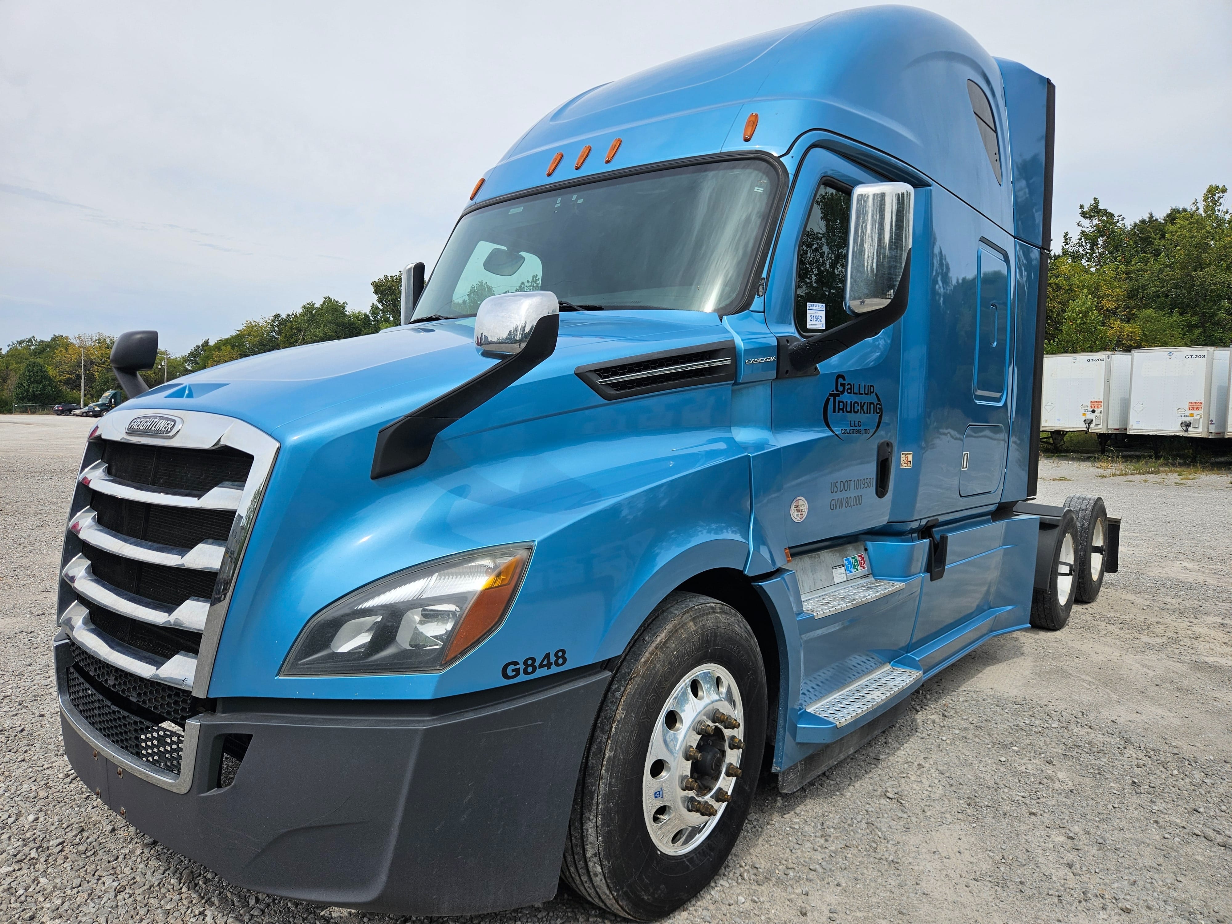 2020 Freightliner Cascadia 126 Equipment Image0