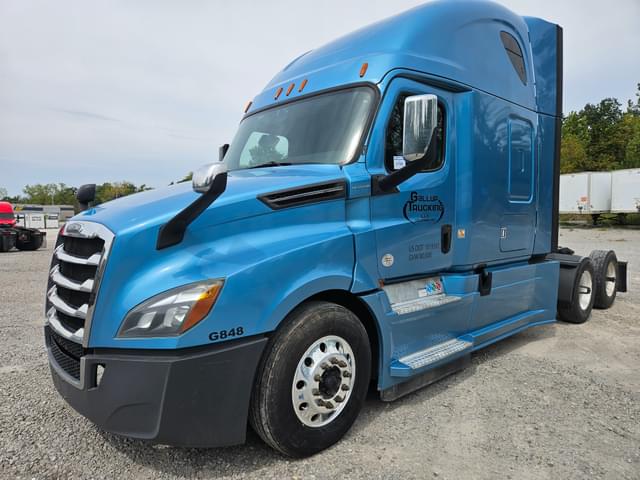 Image of Freightliner Cascadia 126 equipment image 1