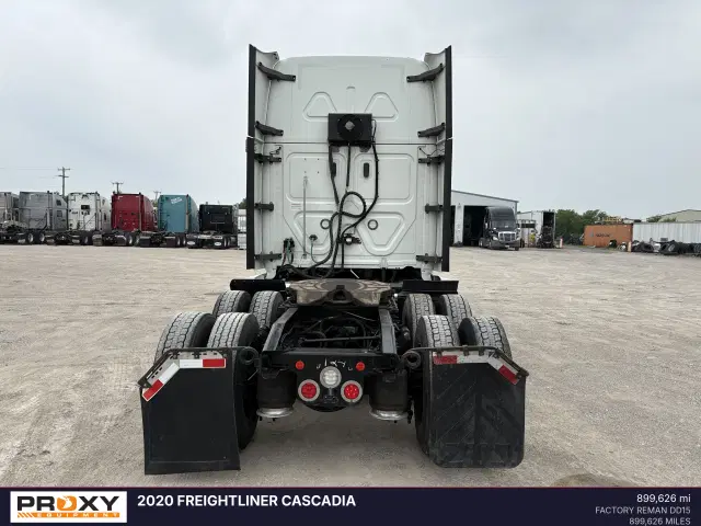 Image of Freightliner Cascadia equipment image 3