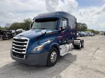 Main image Freightliner Cascadia