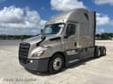 2020 Freightliner Cascadia Image