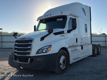 Main image Freightliner Cascadia