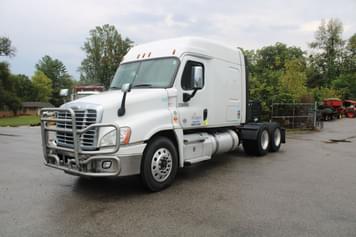 Main image Freightliner Cascadia