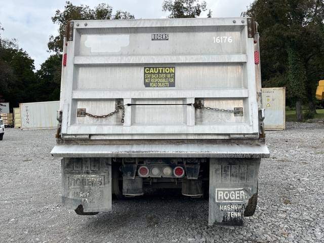 Image of Freightliner SD122 equipment image 3