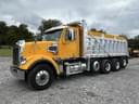 2020 Freightliner SD122 Image
